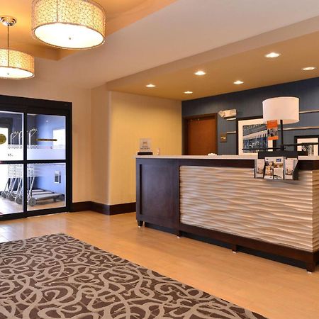 Hampton Inn Potsdam Exterior photo